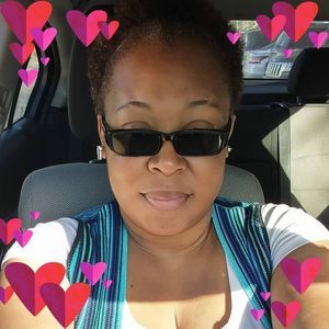 Meet your Posher, Saretta